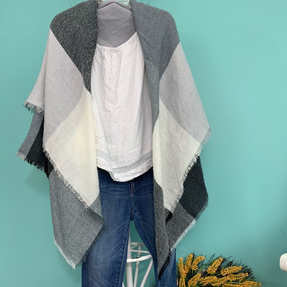 Blanket scarf. OS